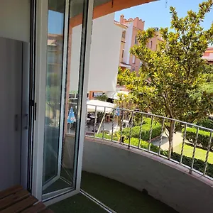 https://apartamento-el-olivo.topcostabravahotels.com